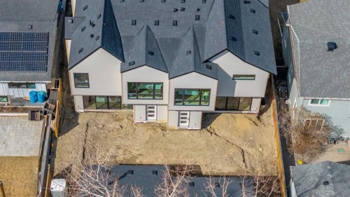 3919 23 Avenue Sw, Calgary, AB - Outdoor