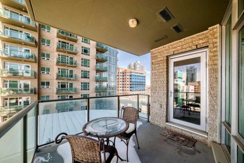 502-210 15 Avenue Se, Calgary, AB - Outdoor With Balcony With Exterior
