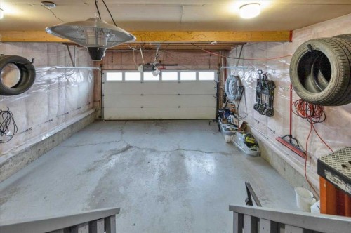 1009 Channelside Way Sw, Airdrie, AB - Indoor Photo Showing Other Room