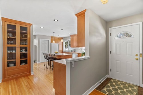 1334 Hamilton Street Nw, Calgary, AB - Indoor Photo Showing Other Room