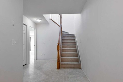 184 Valley Ridge Heights Nw, Calgary, AB - Indoor Photo Showing Other Room