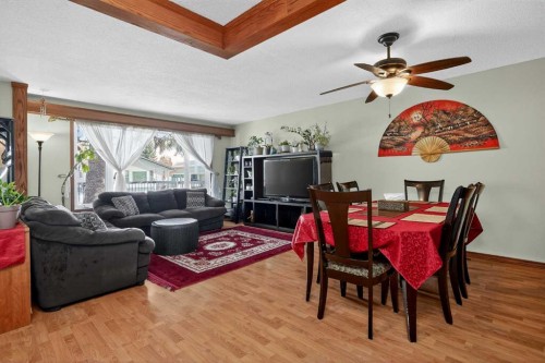 255 Penmeadows Close Se, Calgary, AB - Indoor