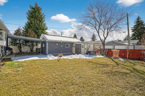 255 Penmeadows Close Se, Calgary, AB - Outdoor