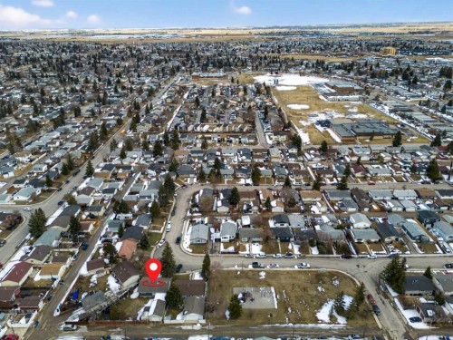 255 Penmeadows Close Se, Calgary, AB - Outdoor With View