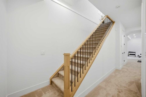 1712 18 Avenue Nw, Calgary, AB - Indoor Photo Showing Other Room