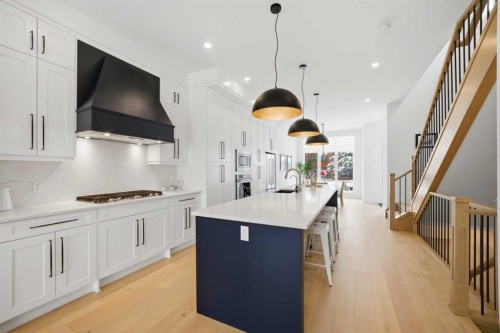 1712 18 Avenue Nw, Calgary, AB - Indoor Photo Showing Kitchen With Upgraded Kitchen