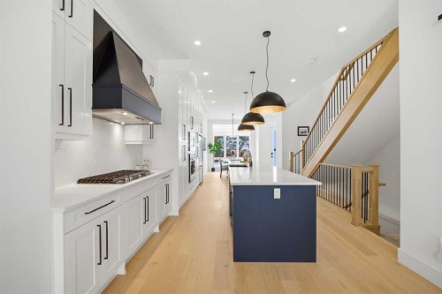 1712 18 Avenue Nw, Calgary, AB - Indoor Photo Showing Kitchen With Upgraded Kitchen