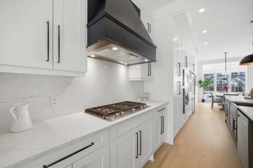 1712 18 Avenue Nw, Calgary, AB - Indoor Photo Showing Kitchen With Upgraded Kitchen