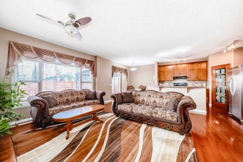 148 Saddlecrest Gardens Ne, Calgary, AB - Indoor Photo Showing Living Room