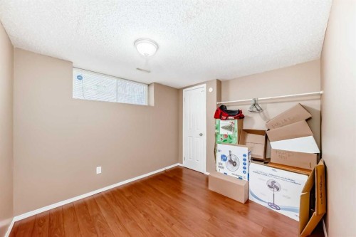 148 Saddlecrest Gardens Ne, Calgary, AB - Indoor Photo Showing Other Room