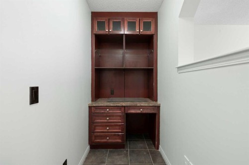231 Hawkmere Road, Chestermere, AB - Indoor Photo Showing Other Room