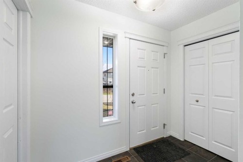 231 Hawkmere Road, Chestermere, AB - Indoor Photo Showing Other Room