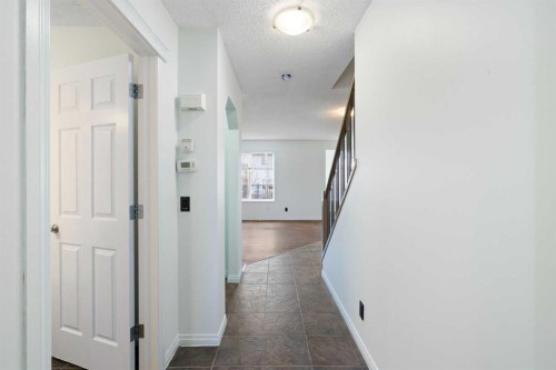 231 Hawkmere Road, Chestermere, AB - Indoor Photo Showing Other Room