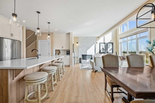 51 Creekstone Way Sw, Calgary, AB - Indoor