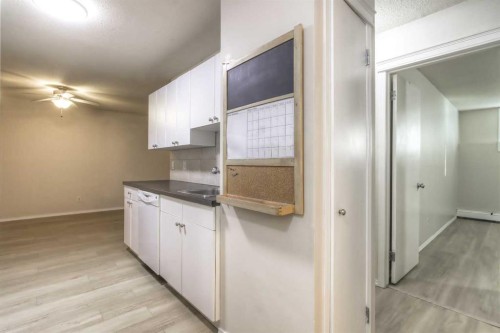 102-626 2 Avenue Ne, Calgary, AB - Indoor Photo Showing Other Room