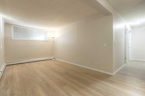 102-626 2 Avenue Ne, Calgary, AB - Indoor Photo Showing Other Room