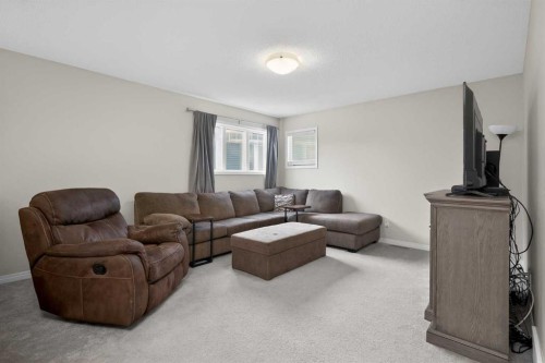 20 Mount Rae Terrace, Okotoks, AB - Indoor Photo Showing Living Room