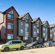 2919 136 Avenue NW Calgary, AB T3P 1K3