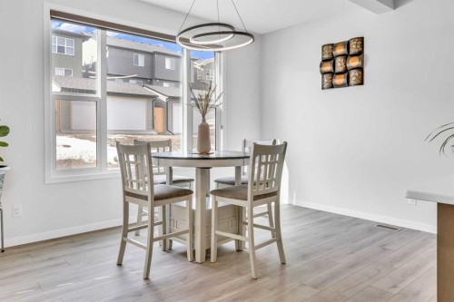 312 Edith Place Nw, Calgary, AB - Indoor Photo Showing Dining Room