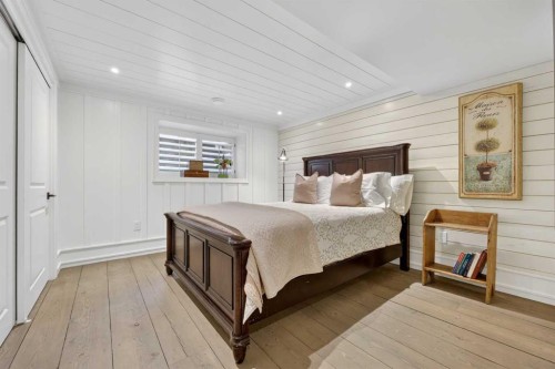 7235 Kananaskis Drive Sw, Calgary, AB - Indoor Photo Showing Bedroom