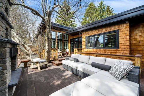 7235 Kananaskis Drive Sw, Calgary, AB - Outdoor