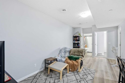49 Lucas Grove Nw, Calgary, AB - Indoor