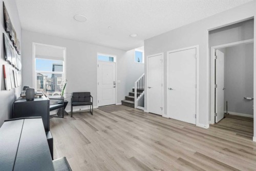 49 Lucas Grove Nw, Calgary, AB - Indoor