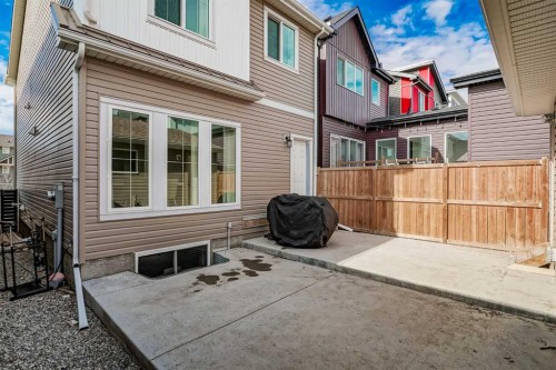 226 148 Avenue Nw, Calgary, AB - Indoor Photo Showing Other Room