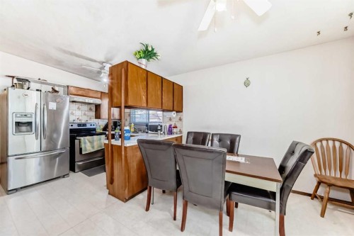 2106 24 Street South, Lethbridge, AB - Indoor