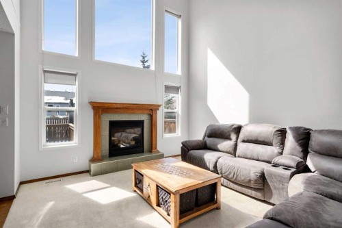 77 Cougarstone Circle Sw, Calgary, AB 