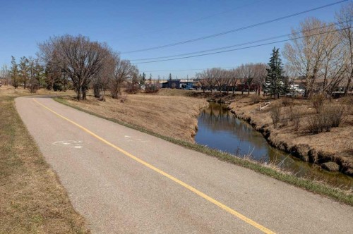 3-101 Grier Terrace Ne, Calgary, AB - Outdoor With View