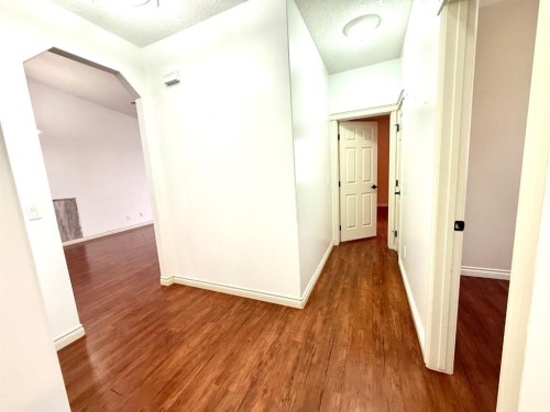 501 Sunvale Crescent Ne, High River, AB - Indoor Photo Showing Other Room