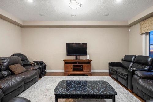 209 Cityscape Gardens Ne, Calgary, AB - Indoor Photo Showing Living Room