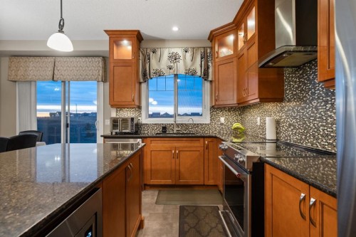 209 Cityscape Gardens Ne, Calgary, AB - Indoor Photo Showing Kitchen With Upgraded Kitchen