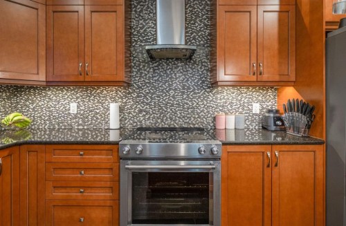 209 Cityscape Gardens Ne, Calgary, AB - Indoor Photo Showing Kitchen