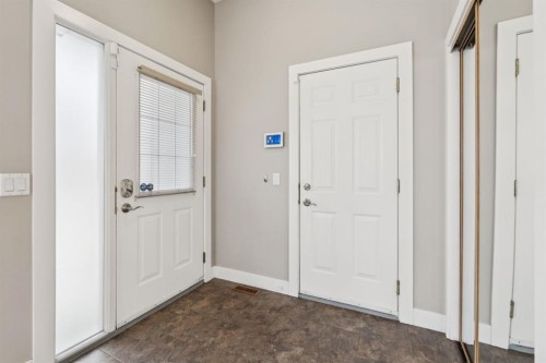 17 Prestwick Pond Terrace Se, Calgary, AB - Indoor Photo Showing Other Room