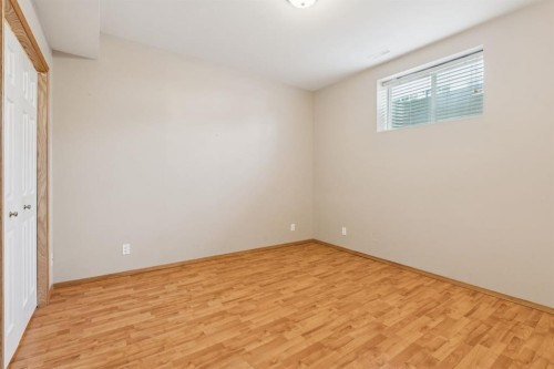 17 Prestwick Pond Terrace Se, Calgary, AB - Indoor Photo Showing Other Room