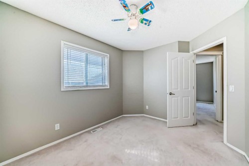 141 Somerglen Way Sw, Calgary, AB - Indoor Photo Showing Other Room