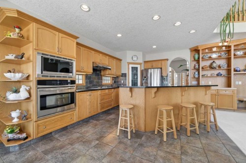 359 Rocky Ridge Drive Nw, Calgary, AB - Indoor Photo Showing Kitchen