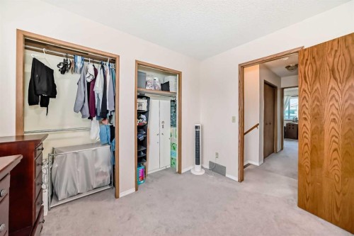 110 Edgeburn Crescent Nw, Calgary, AB - Indoor