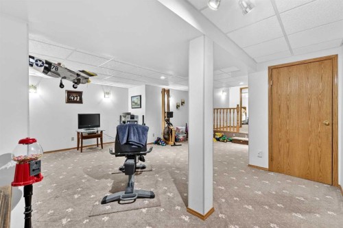 168 Templewood Drive Ne, Calgary, AB - Indoor