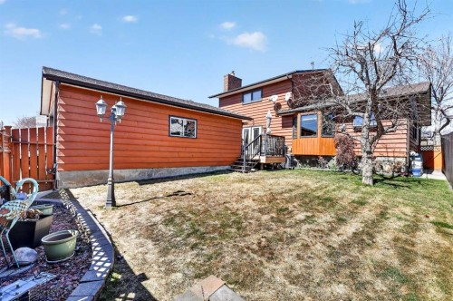 168 Templewood Drive Ne, Calgary, AB - Outdoor