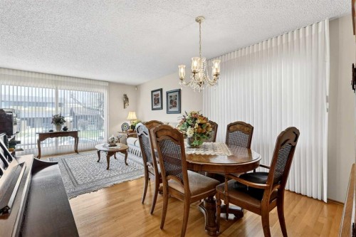 168 Templewood Drive Ne, Calgary, AB - Indoor Photo Showing Dining Room