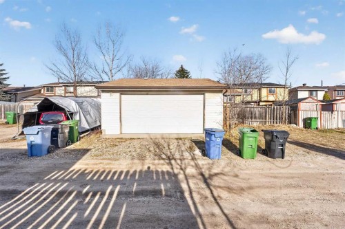 3319 56 Street Ne, Calgary, AB - Outdoor