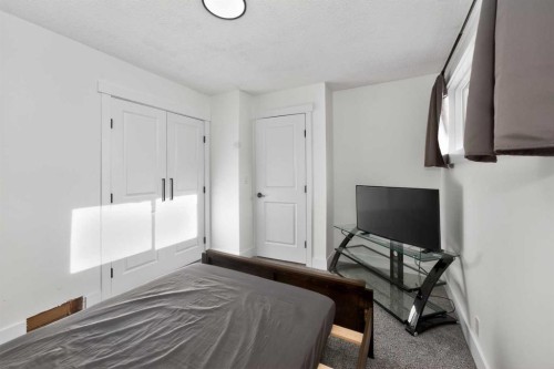 3319 56 Street Ne, Calgary, AB - Indoor