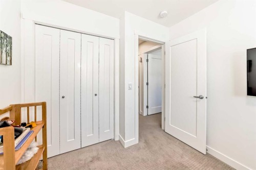 52 Walden Lane Se, Calgary, AB - Indoor