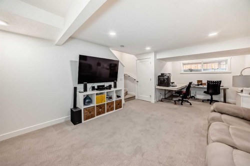52 Walden Lane Se, Calgary, AB - Indoor
