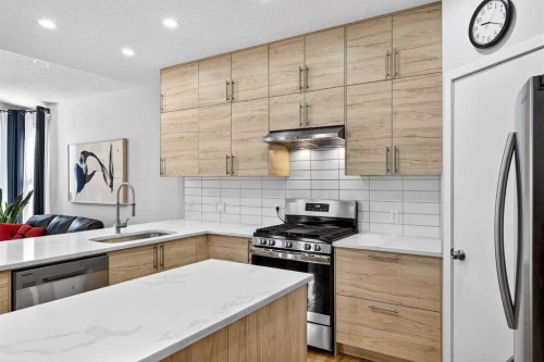 865 Citadel Way Nw, Calgary, AB - Indoor Photo Showing Kitchen With Upgraded Kitchen