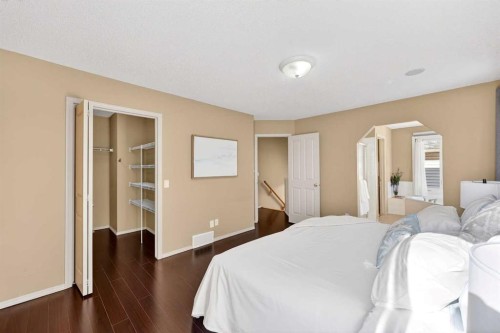 865 Citadel Way Nw, Calgary, AB - Indoor Photo Showing Bedroom