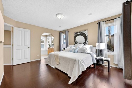 865 Citadel Way Nw, Calgary, AB - Indoor Photo Showing Bedroom